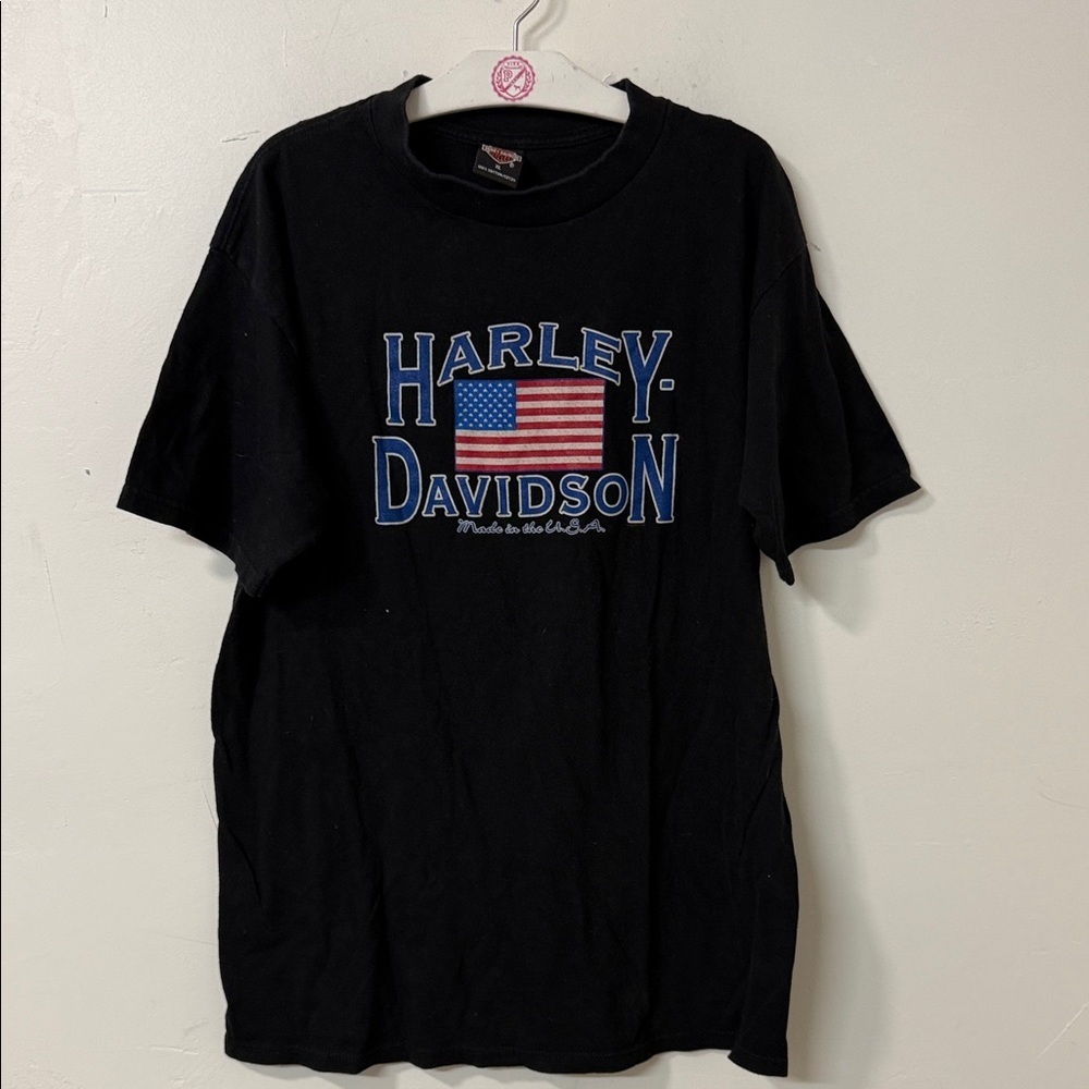 Harley-Davidson Black Tee with American Flag Design